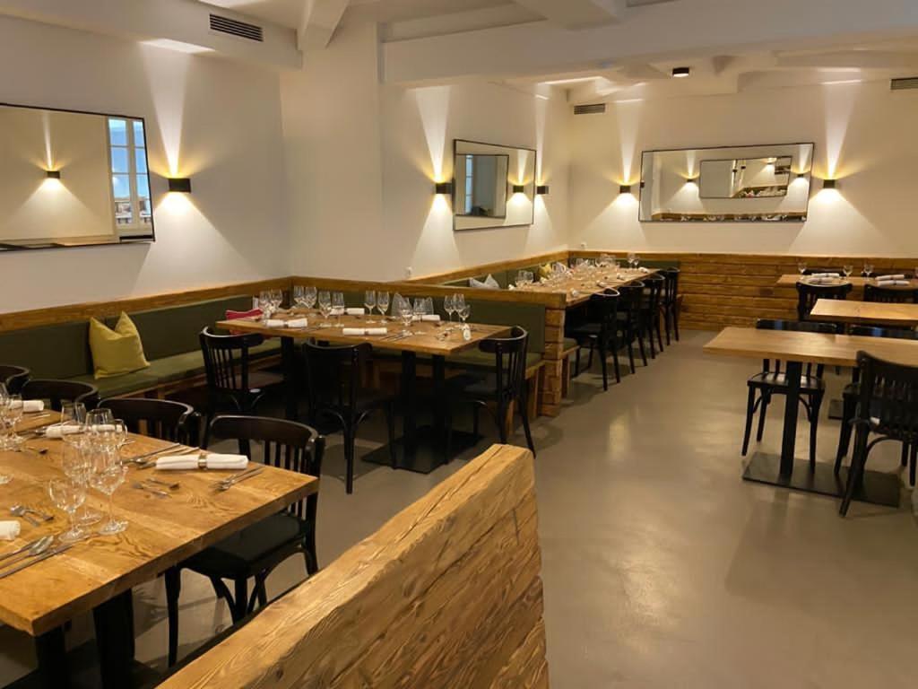 Hotel Restaurant Goldenes Ross Gollheim Екстер'єр фото