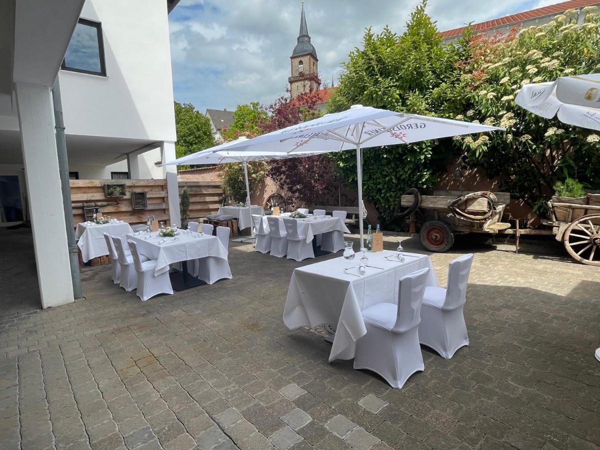 Hotel Restaurant Goldenes Ross Gollheim Екстер'єр фото
