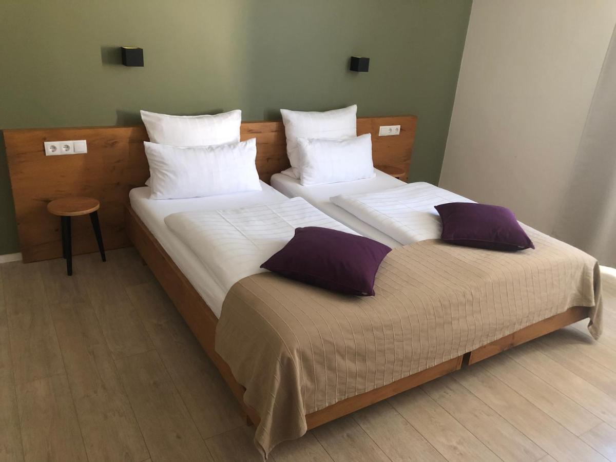 Hotel Restaurant Goldenes Ross Gollheim Номер фото