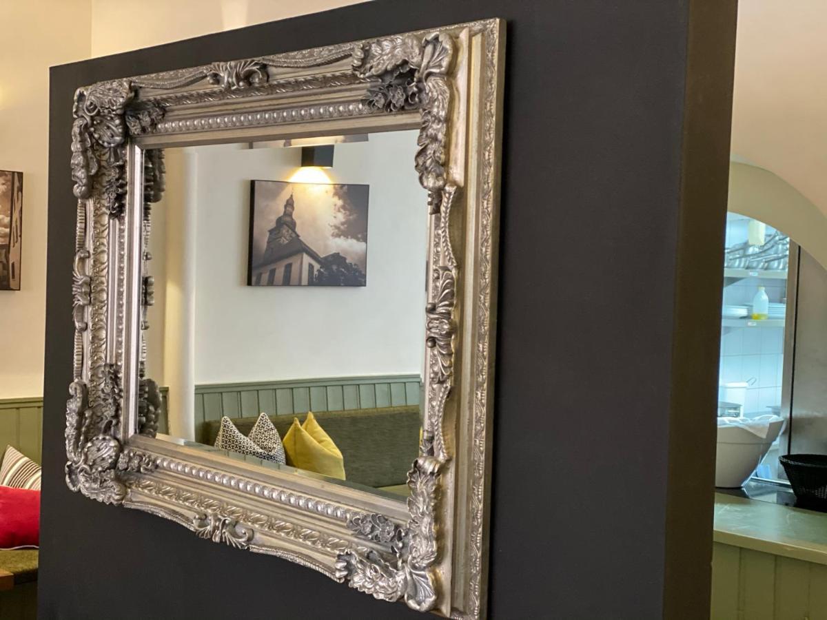 Hotel Restaurant Goldenes Ross Gollheim Екстер'єр фото