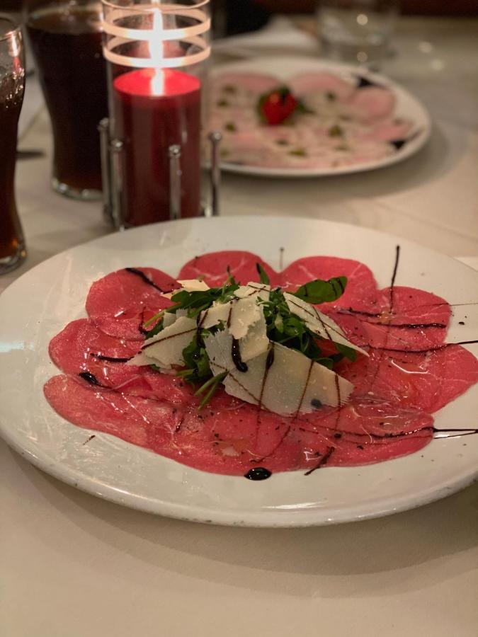 Hotel Restaurant Goldenes Ross Gollheim Екстер'єр фото