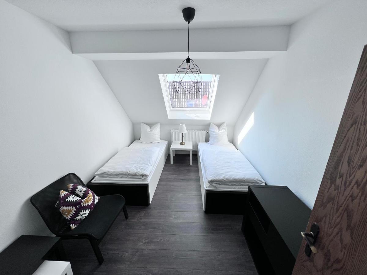 Hotel Restaurant Goldenes Ross Gollheim Екстер'єр фото