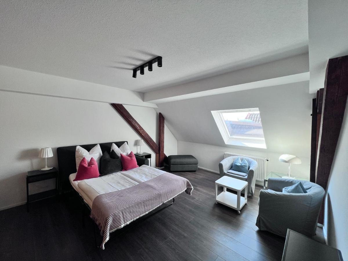 Hotel Restaurant Goldenes Ross Gollheim Екстер'єр фото